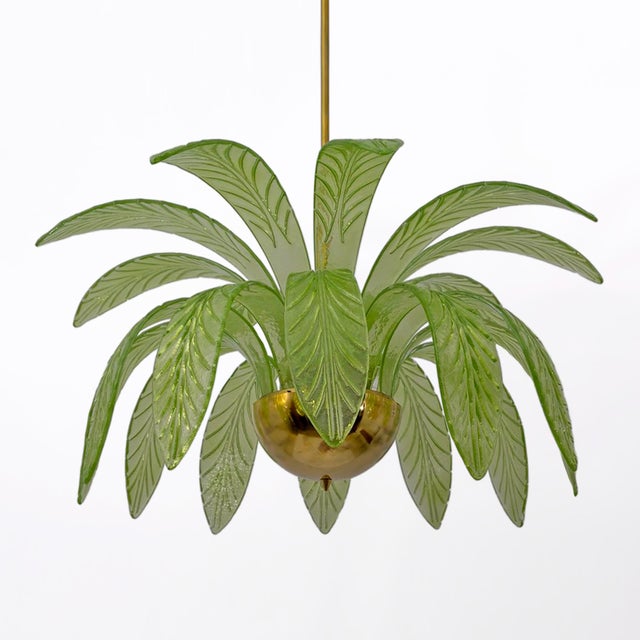 Gold Mid-Century Modern Murano Glass and Brass Palm Leaves Chandelier from Maestri Muranesi, 2000, Set of 2 For Sale - Image 8 of 10