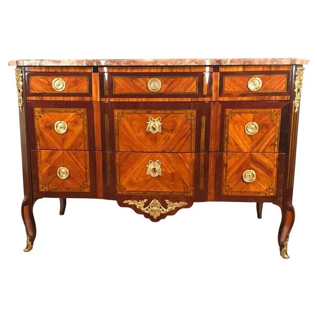 French Louis XV Chest of Drawers, 1770s For Sale - Image 10 of 10