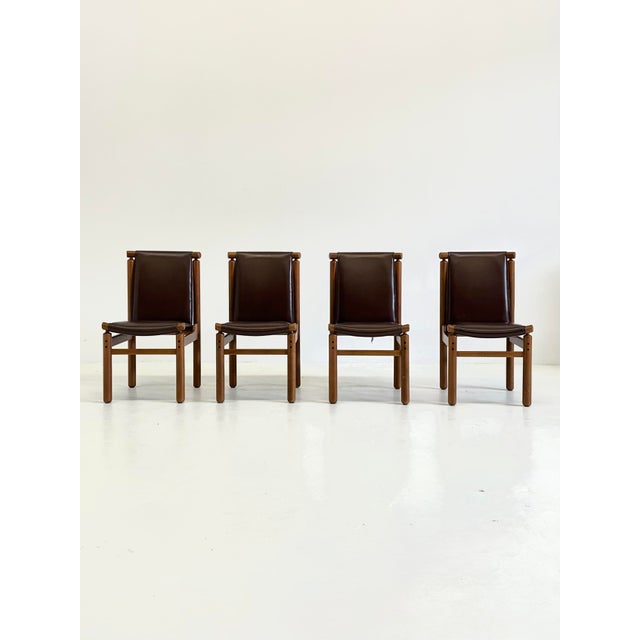 Dining Chairs by Tapiovaara for La Permanente Cantù, 1970s, Set of 4, in Very Good conditions. Designed 1970 to 1979 This...