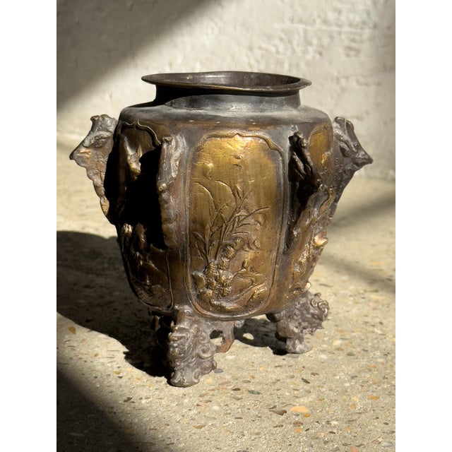 19th-Century German Bronze Footed Urn With Avian Reliefs and Gargoyle Motifs For Sale - Image 10 of 17