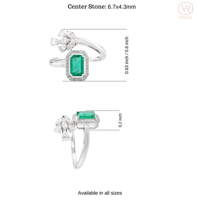 Green Emerald Ring Embellished With Cluster Diamond in 18k White Gold Size 6.5 For Sale - Image 8 of 12