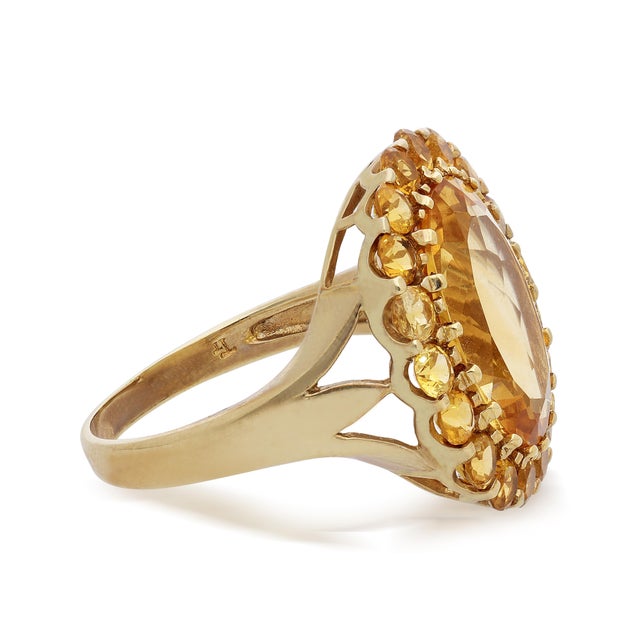 1990s 1990s 11 Carat Oval Citrine & Round Citrine Halo 14k Yellow Gold Vintage Cocktail Ring, Size 9.75 For Sale - Image 5 of 7
