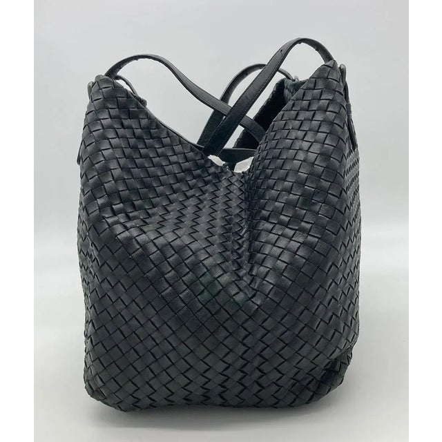 Bottega Veneta Black Woven Leather Handbag Tote For Sale - Image 10 of 12