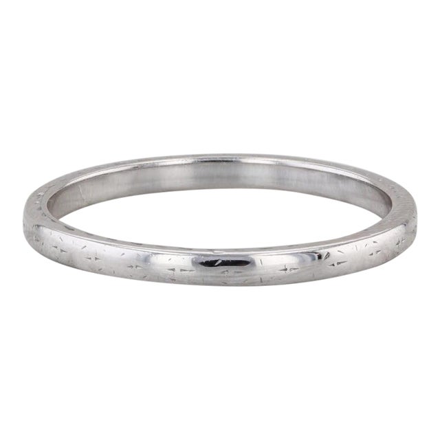 Wheat Etched Wedding Band 18k White Gold Size 8.5 Stackable Ring, Size 8.5 For Sale