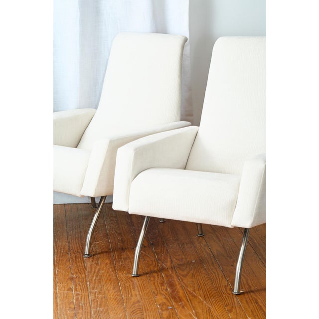 Mid-Century Modern Pair of Mid Century Italian Lounge Chairs, Restored For Sale - Image 3 of 14