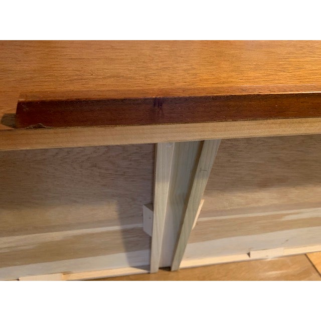 1950s Ramseur Mid Century Modern 5 Drawer Dresser W Glass Top For Sale - Image 17 of 18