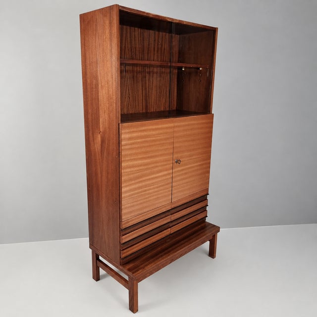 Vintage Bookcase in Beech, 1970s For Sale - Image 4 of 10