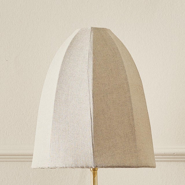 Contemporary Ceramic Swan Blue and White Table Lamp by Henry Holland Studio For Sale - Image 3 of 5