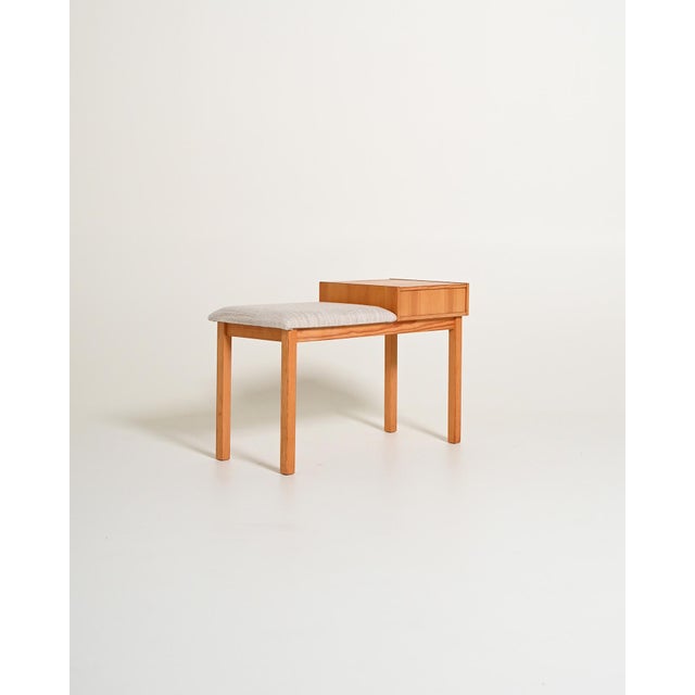 Vintage Gossip Bench in Oak, 1980s For Sale - Image 3 of 10