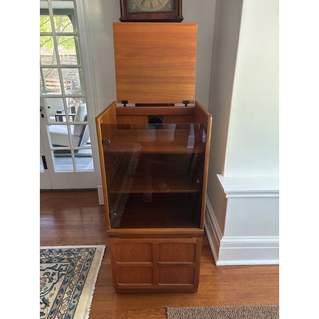 Original mid-century HIFI unit from British manufacturer, Nathan. Likely 1960s or 1970s. The unit is in good condition for...