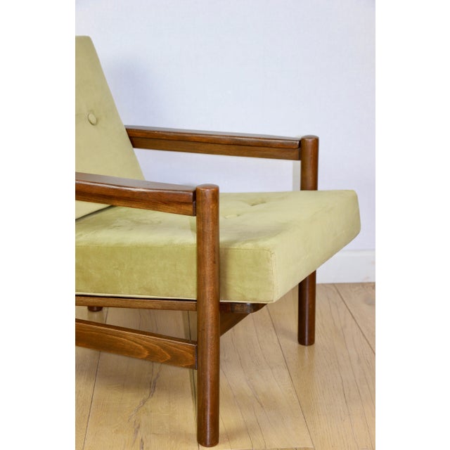 Vintage Armchair in Olive Lemon Velvet, 1970s For Sale - Image 10 of 11