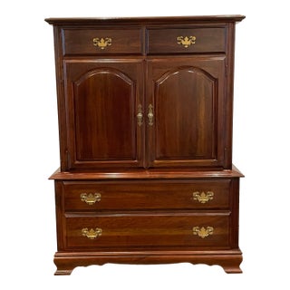 1980s Traditional Cherry Tall Dresser/High Boy For Sale