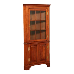 1980s Henkel Harris Georgian Style Cherry Corner Cabinet