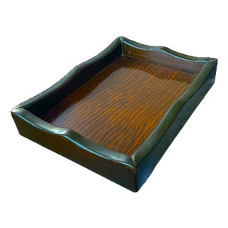 Vintage Handmade and Signed Quartersawn Oak Tray With Scalloped Edge Catchall Vide-Poche For Sale