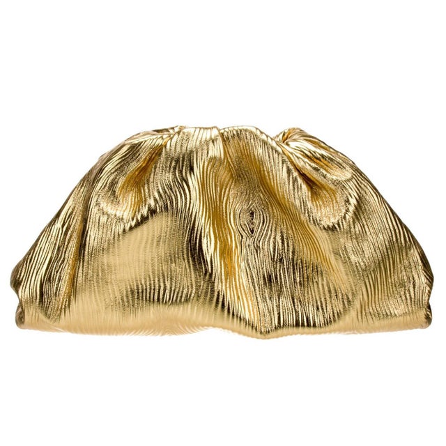 Animal Skin 2019 Bottega Veneta Pouch Gold Oro Oversized Large Bark Leather Clutch For Sale - Image 7 of 12