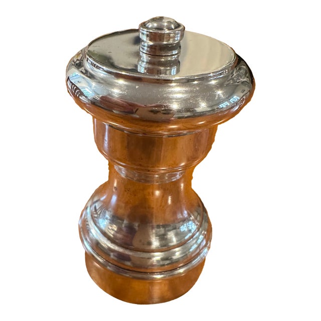Late 20th Century Sterling Silver Pepper Mill - A Tabletop Heirloom For Sale