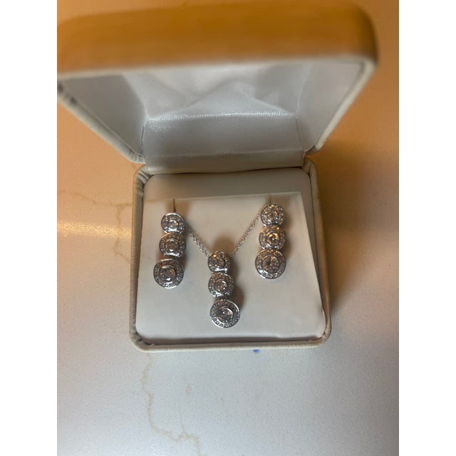 American 3 Circle Drop Pendant and Earing Set For Sale - Image 3 of 3