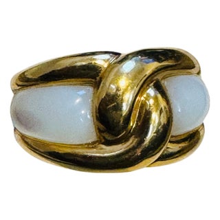 Van Cleef & Arpels Contemporary Mother of pearl “Twisted” Ring 18KY Gold Size5.5 For Sale