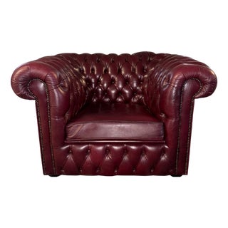 English Chesterfield Armchair in Burgundy Leather, 1980s For Sale