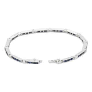 Timeless Natural Blue Sapphire Bracelet in 925 Silver for Her For Sale