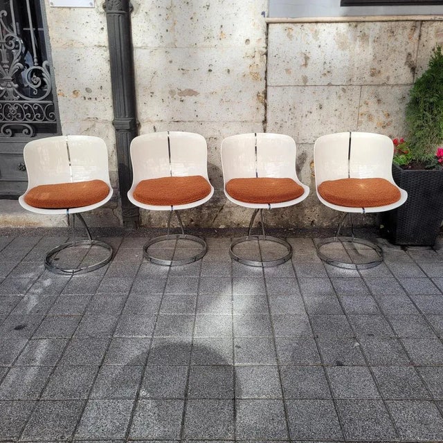 Space Age Style Goldfinger Chairs in Fiberglass and Chrome Steel after Michel Cadestin, France, 1990s, Set of 4 For Sale - Image 12 of 18