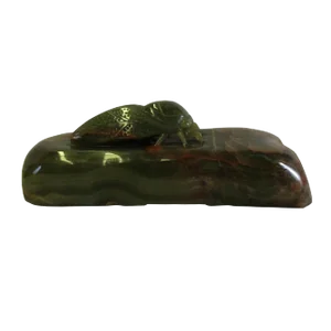 Chinese Oriental Stone Carved Cicada Paperweight Fengshui Display Figure