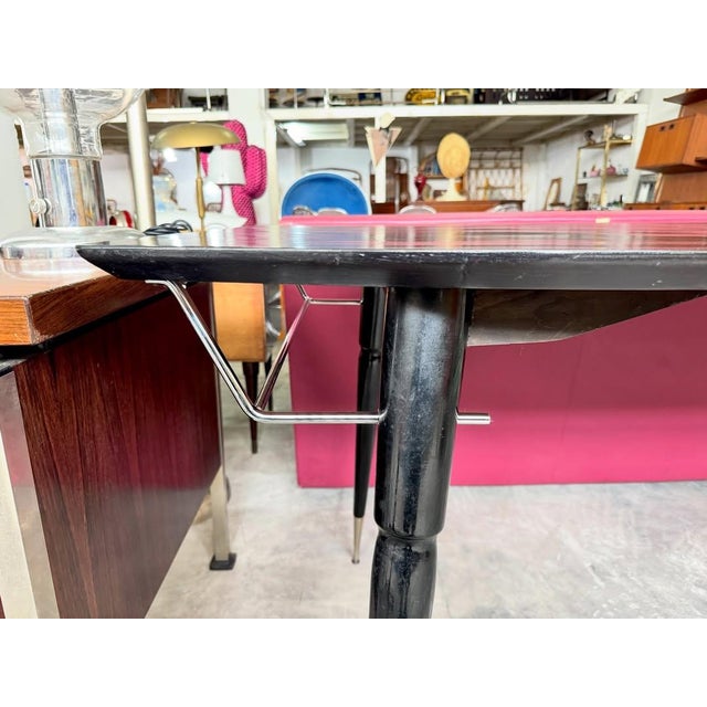 Black Lacquered Wood Dining Table with Conical Legs and Chrome Details, 1960s For Sale - Image 6 of 9