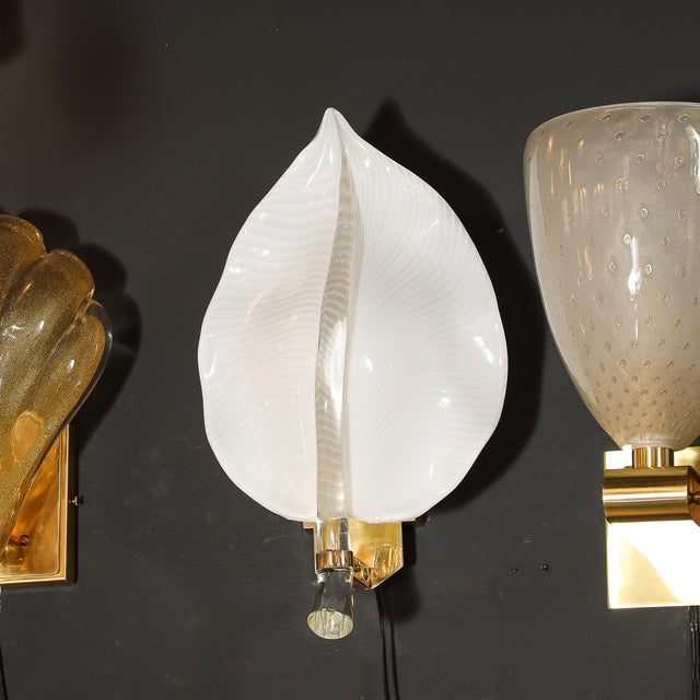 Pair of Mid-Century Hand-Blown Murano Glass Striated Leaf Sconces by Franco Luce For Sale - Image 9 of 12