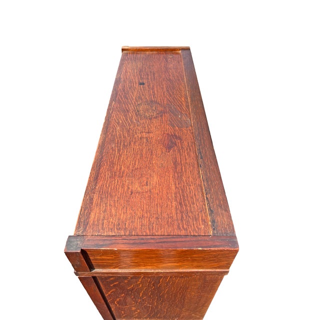 Antique Barrister Bookcase by Globe Wernicke in Tiger Oak Wood For Sale - Image 10 of 12