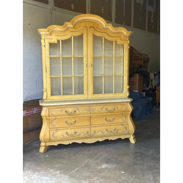 French Country Drexel French Country Yellow China Cabinet For Sale - Image 3 of 6