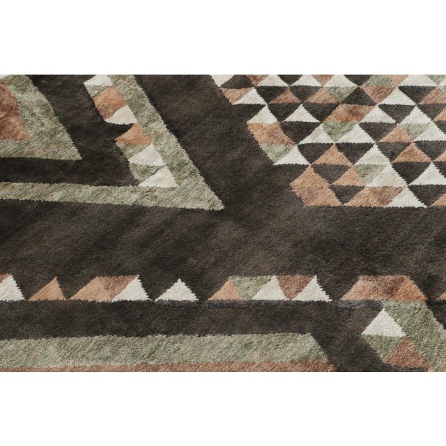 Textile Rug & Kilim’s Scandinavian Style Rug in Brown Geometric Pattern For Sale - Image 7 of 9