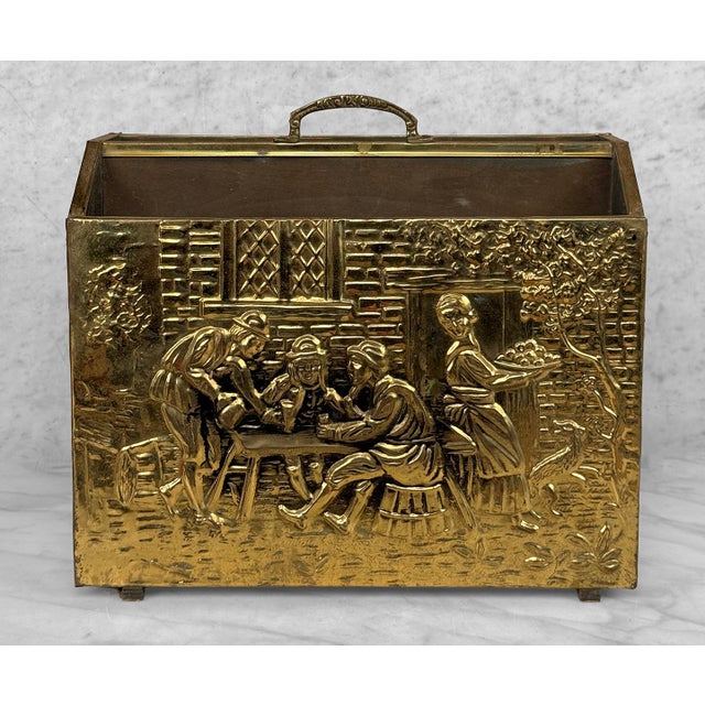 1940s Vintage Traditional English Brass Repousse Magazine Rack Record Stand Caddy For Sale - Image 5 of 9