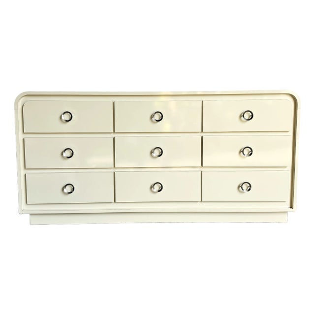 1980s Postmodern Cream Lacquer Laminate Waterfall Dresser For Sale
