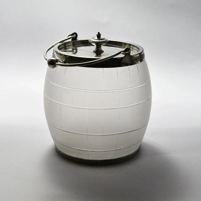 Antique Silver-Plated Barrel Biscuit Box, 1887 For Sale - Image 4 of 10