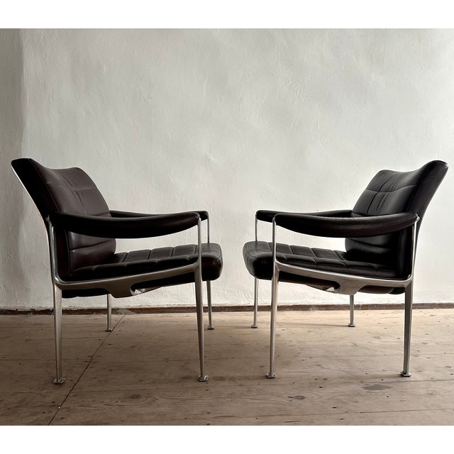 The frame is presumably made of cast aluminum and is exceptionally well-designed. The chairs are distinctive and...