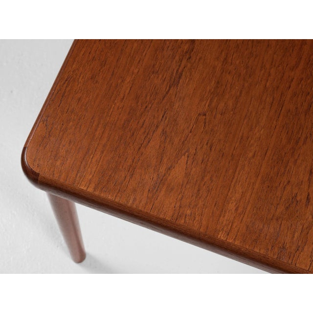 1960s Mid-Century Danish Extendable Dining Table in Teak with Rounded Corners and Butterfly Extension attributed to Johannes Andersen, 1960s For Sale - Image 5 of 13