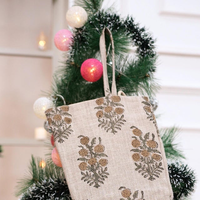 Art Deco Hand Block Printed Hjara Print Stocking Thick Linen Holiday Decor For Sale - Image 3 of 3