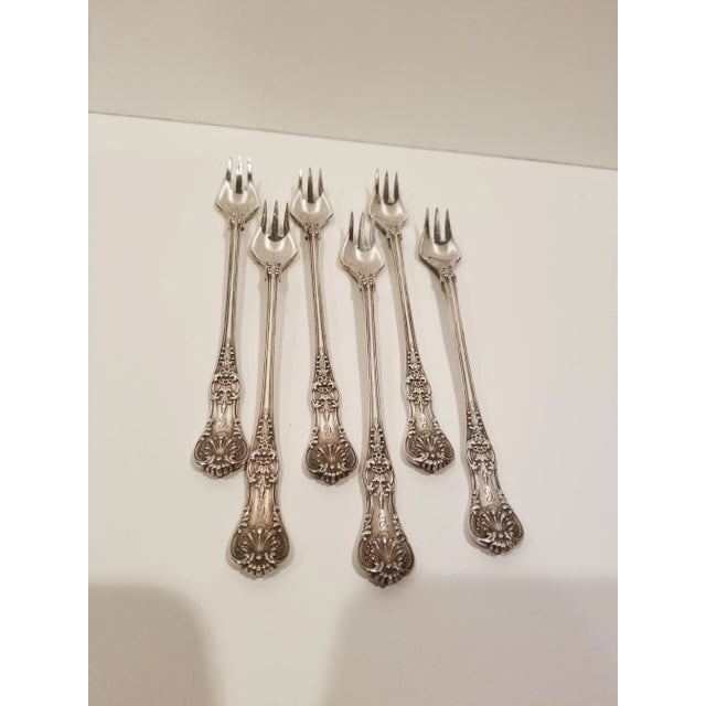 Late 19th Century Late 19th Century Six Tiffany English King Seafood Forks For Sale - Image 5 of 7