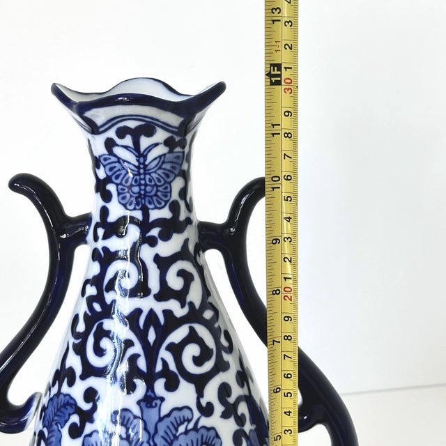 Blue Vintage Chinoiserie Seymour Mann China Blue Porcelain Vase For Sale - Image 8 of 8