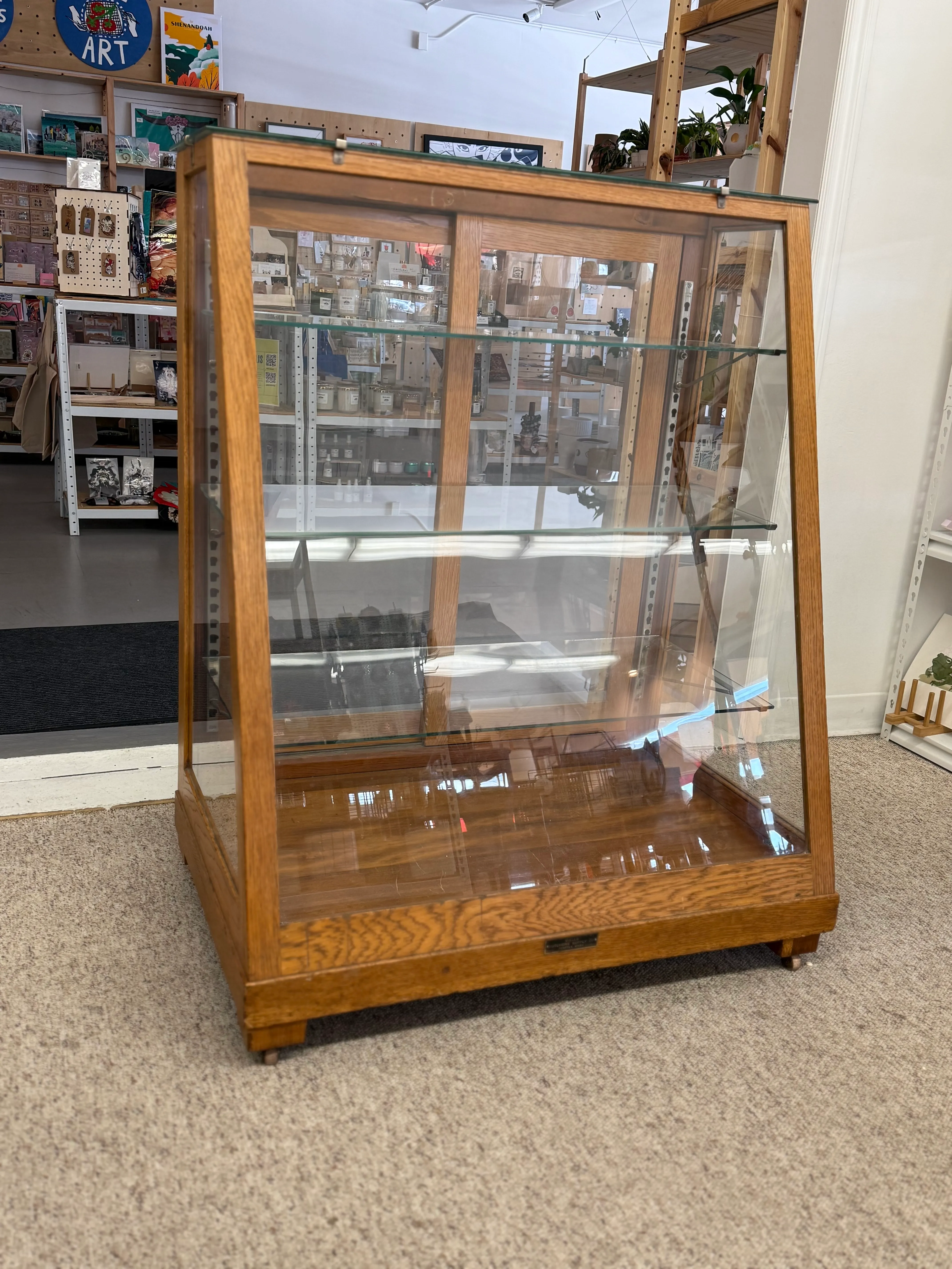 antique-retail-oak-display-