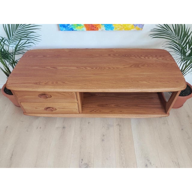 Mid-Century Modern Minerva Coffee Table in Elm by Lucian Ercolani for Ercol, 1990s For Sale - Image 6 of 18