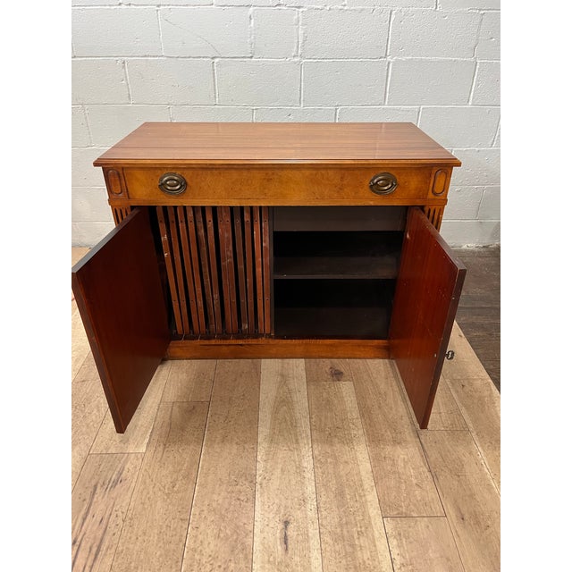 Mid Century Saginaw Furniture Hideaway Extendable Dining Table For Sale - Image 12 of 12