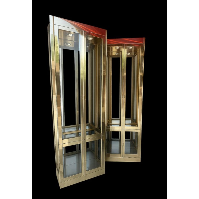 Mid Century Attribution MasterCraft Brass Clad Vitrine #2 For Sale - Image 9 of 17
