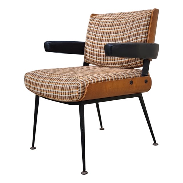 Modern Tube Series Model 704 Armchair by Alain Richard for Marcom, 1960s For Sale