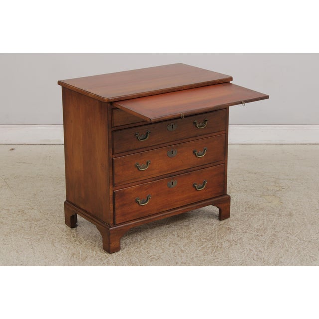Age: C.2007 Details: Finish no.45 Colonial Williamsburg Collection Bracket Feet Dovetailed Drawer Construction High...
