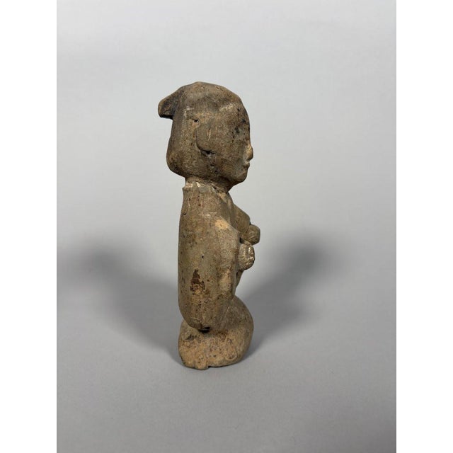 Sculpture of a Mingqi, China, Han Dynasty (206 BC to 221 AD) For Sale - Image 6 of 6