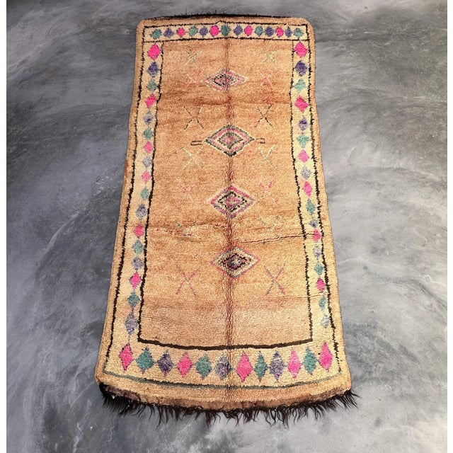 1980s Handmade Moroccan Rug - 5'1" X 11'8" Ft For Sale - Image 10 of 10