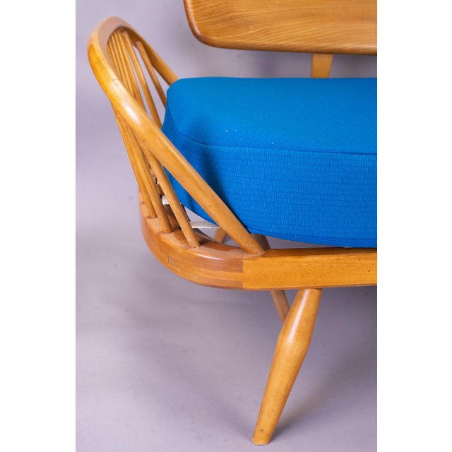 Model 355 Studio Couch Daybed by Lucian Ercolani for Ercol, 1960s For Sale - Image 6 of 14