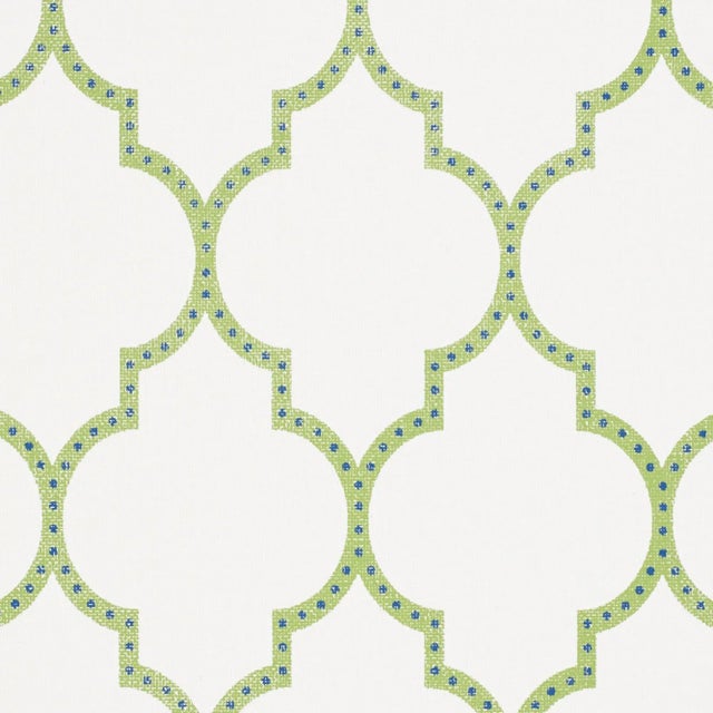 Based on our ever-popular Algiers fabric, this exotic, two-color fretwork design is printed on a bright white paperweave...