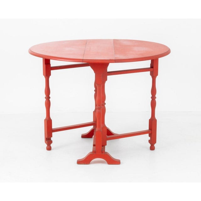 18th Century George III Style Red Painted Circular Drop Leaf Table For Sale - Image 5 of 9